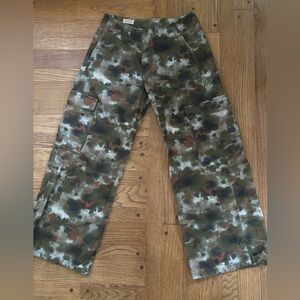 LEVI’S Camouflage Cargo Pants